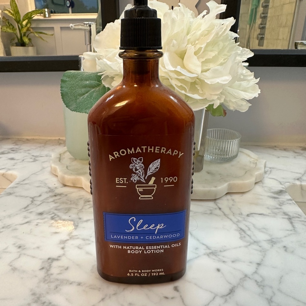 Aromatherapy Sleep Lavender & Cedarwood Body Lotion